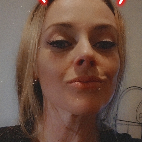 Meet your Posher, Stacey - Picture 4 of 9